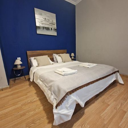 Closer "Egnatia Apartment 4" Thessaloniki Exterior photo